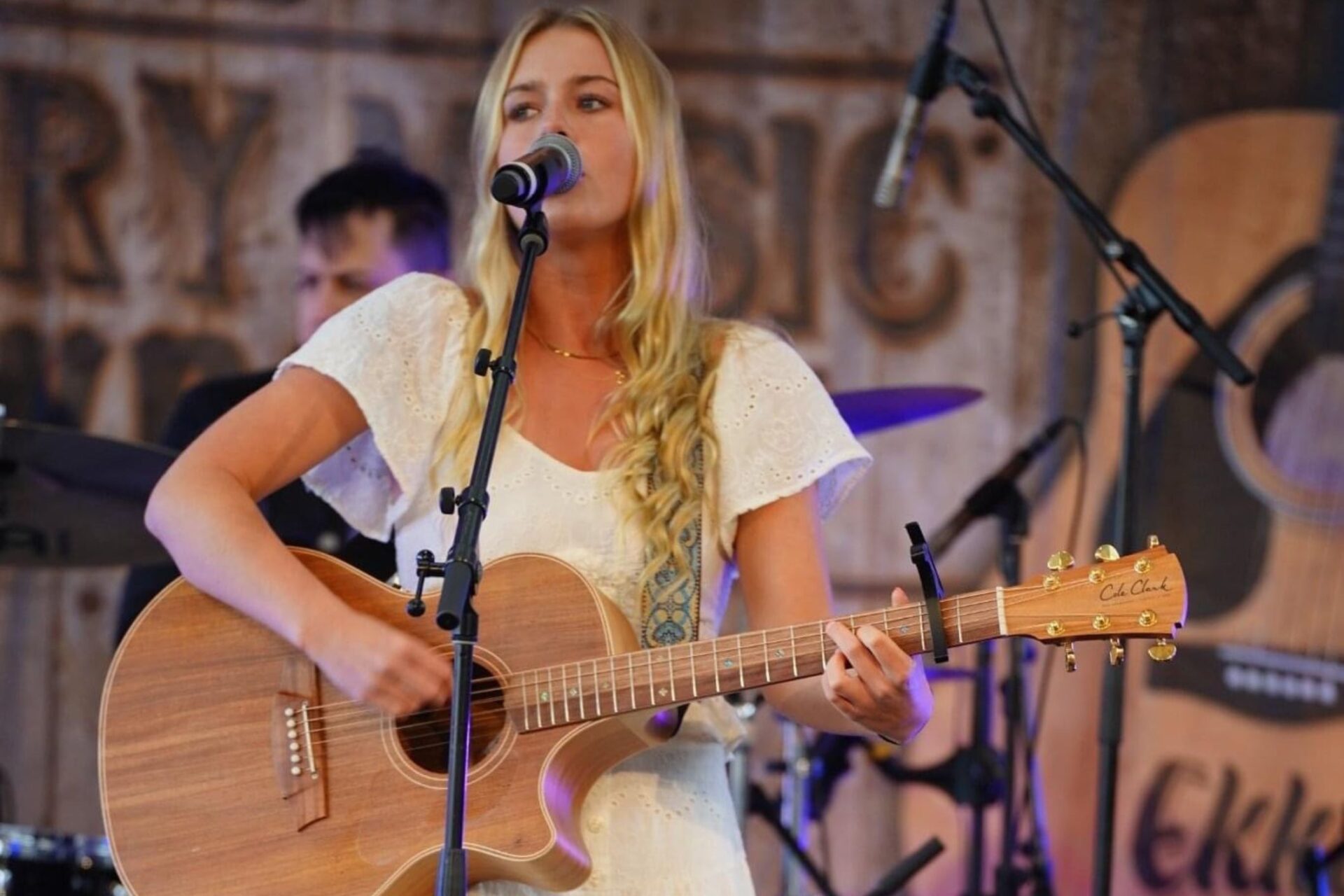 'So much joy': singing starlet launches new song